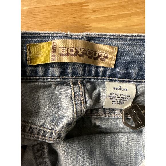 Boy-cut low waist size 8
Rise-10
Waist-16
Inseam-26 - Picture 4 of 5